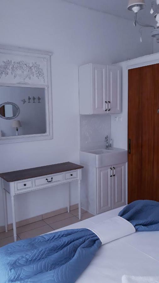 Christos Rooms 帕琉乔拉 外观 照片